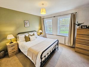 Photo 1- click for photo gallery